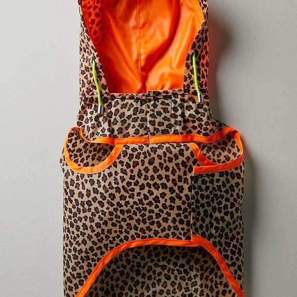 Leopard Print Dog Raincoat w/ Hood “Ware of the Dog” - Picture 6 of 13